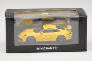 Porsche 911 991.1 GT3 Yellow Minichamps 1:43 410066020 Diecast — photo 5 of 5