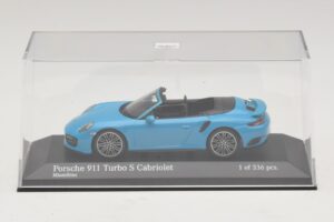 Porsche 911 991.1 Turbo S Cabriolet Blue Minichamps 1:43 410067182 Diecast — photo 4 of 5