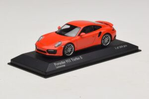 Porsche 911 991.1 Turbo S Orange Minichamps 1:43 410067171 Diecast — photo 2 of 5