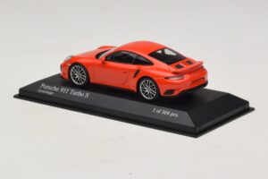 Porsche 911 991.1 Turbo S Orange Minichamps 1:43 410067171 Diecast — photo 3 of 5