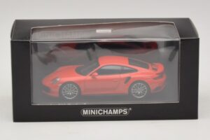 Porsche 911 991.1 Turbo S Orange Minichamps 1:43 410067171 Diecast — photo 5 of 5