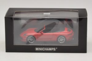 Porsche 911 991.2 Carrera 4 Cabriolet Red Minichamps 1:43 410067230 Diecast — photo 5 of 5