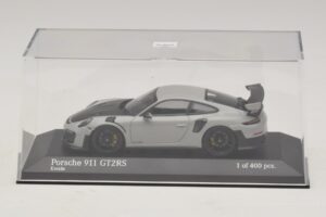 Porsche 911 991.2 GT2 RS Chalk Minichamps 1:43 410067237 Diecast — photo 4 of 5