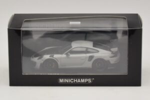 Porsche 911 991.2 GT2 RS Chalk Minichamps 1:43 410067237 Diecast — photo 5 of 5