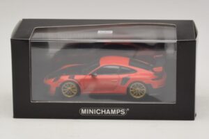 Porsche 911 991.2 GT2 RS Orange Minichamps 1:43 410067229 Diecast — photo 5 of 5