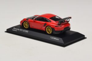 Porsche 911 991.2 GT2 RS Red Minichamps 1:43 410067227 Diecast — photo 3 of 5