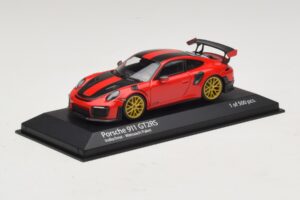 Porsche 911 991.2 GT2 RS Weissach Package Red Minichamps 1:43 410067221 Diecast — photo 2 of 5