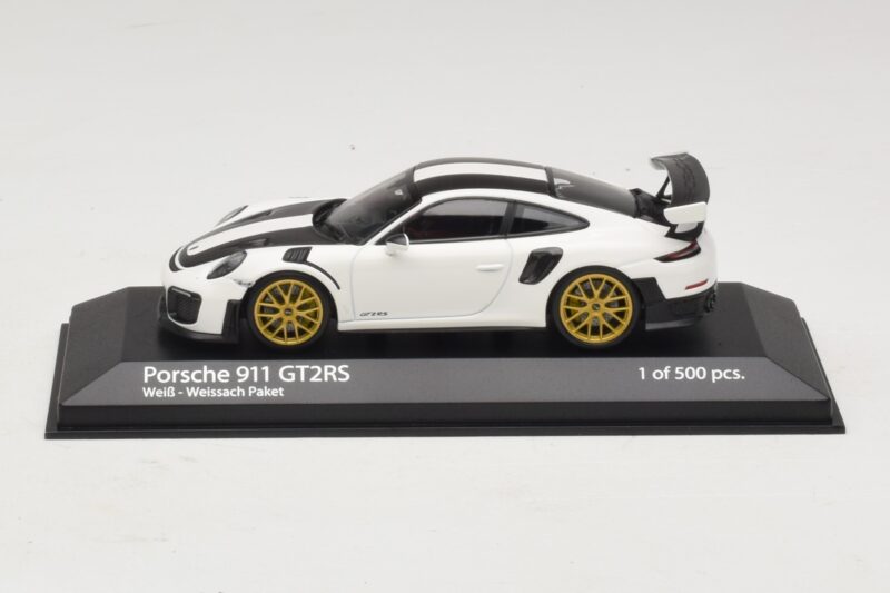 Porsche 911 991.2 GT2 RS Weissach Package White Minichamps 1:43 410067222 Diecast