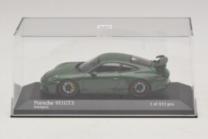 Porsche 911 991.2 GT3 Green Minichamps 1:43 410066028 Diecast — photo 4 of 5