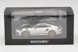 Porsche 911 991.2 GT3 RS White With Weissach Package Minichamps 1:43 410067022 Diecast — photo 5 of 5