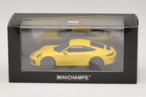 Porsche 911 991.2 GT3 Touring Yellow Minichamps 1:43 410067421 Diecast — photo 5 of 5