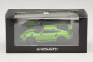 Porsche 911 991 GT3 RS Green Minichamps 1:43 410063224 Diecast — photo 5 of 5