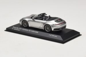Porsche 911 992 Carrera 4S Cabriolet Silver Minichamps 1:43 410069330 Diecast — photo 3 of 5