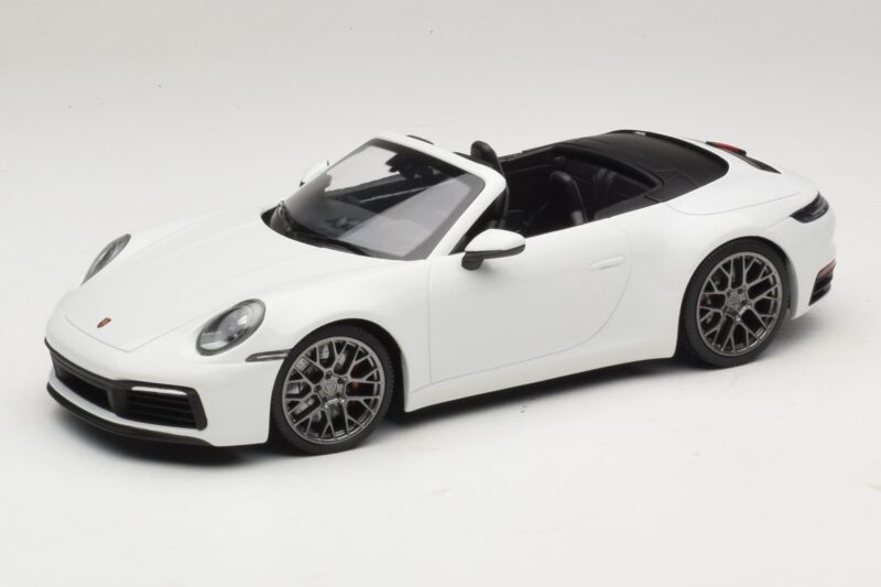 Porsche 911 992 Carrera 4S Cabriolet White Minichamps 1:18 155067330 Diecast