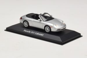 Porsche 911 996 Cabriolet Silver Maxichamps 1:43 940061031 Diecast — photo 3 of 5