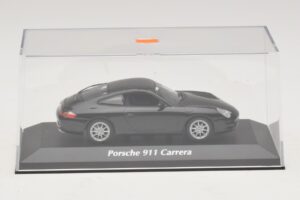 Porsche 911 996 Carrera Black Maxichamps 1:43 940061020 Diecast — photo 4 of 5
