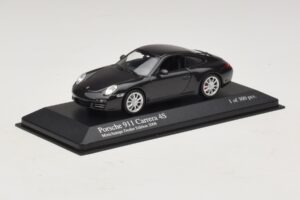 Porsche 911 997 Carrera 4S Grey Metallic Minichamps 1:43 403066430 Diecast — photo 2 of 5