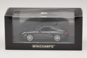 Porsche 911 997 Carrera 4S Grey Metallic Minichamps 1:43 403066430 Diecast — photo 5 of 5