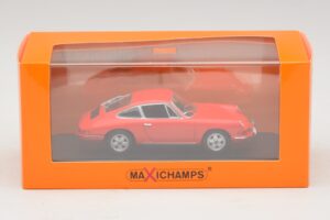 Porsche 911S Orange Maxichamps 1:43 940067120 Diecast — photo 5 of 5