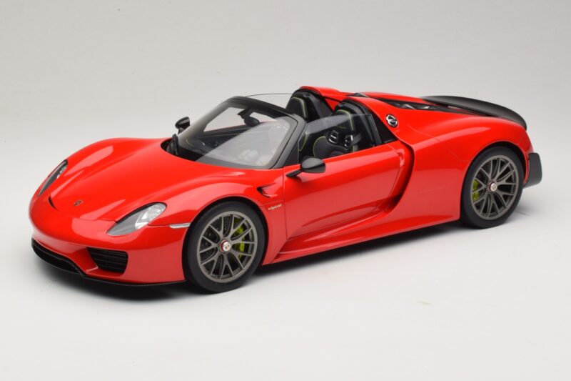 Porsche 918 Spyder Weissach Package Guards Red AUTOart 1:12 12122 Diecast