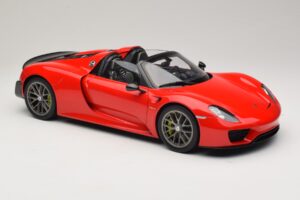 Porsche 918 Spyder Weissach Package Guards Red AUTOart 1:12 12122 Diecast — photo 6 of 8