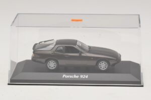 Porsche 924 Brown Metallic Maxichamps 1:43 940062121 Diecast — photo 4 of 5