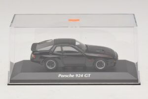 Porsche 924 GT Black Maxichamps 1:43 940066124 Diecast — photo 4 of 5