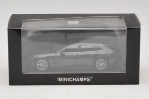 Porsche Panamera 971 4 E-Hybrid Sport Turismo Grey Minichamps 1:43 410066112 Diecast — photo 5 of 5