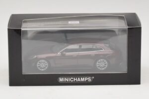 Porsche Panamera 971 Sport Turismo 4S Red Minichamps 1:43 410066110 Diecast — photo 5 of 5
