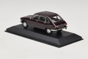 Renault 16 Dark Red Minichamps 1:43 400113104 Diecast — photo 3 of 5