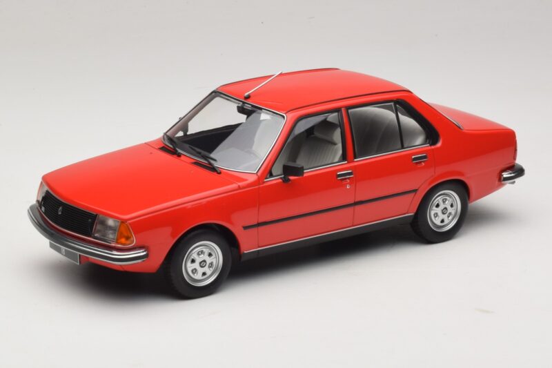 Renault 18 Red MCG 1:18 MCG18595 Diecast