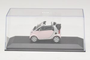 Smart Fortwo 450 Cabrio White Legally Blonde 2 Replacement Box Minichamps 1:43 402173900-R1 Diecast — photo 4 of 5