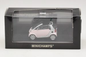 Smart Fortwo 450 Cabrio White Legally Blonde 2 Replacement Box Minichamps 1:43 402173900-R1 Diecast — photo 5 of 5