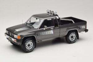 Toyota Hilux N50 Xtra Cab 4x4 Grey Metallic KK-Scale 1:18 KKDC181563 Diecast
