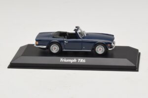 Triumph TR6 Dark Blue Maxichamps 1:43 940132570 Diecast
