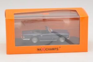 Triumph TR6 Dark Blue Maxichamps 1:43 940132570 Diecast — photo 5 of 5