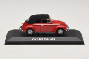 Volkswagen 1302 Cabriolet Red Maxichamps 1:43 940055031 Diecast