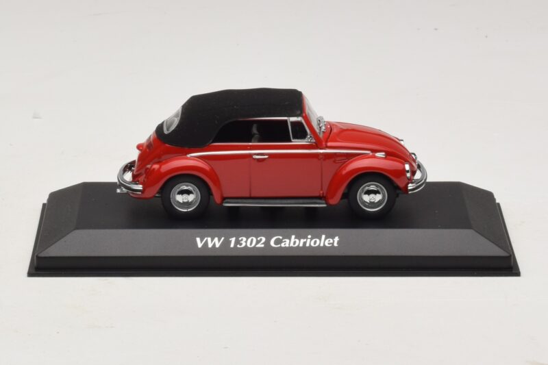 Volkswagen 1302 Cabriolet Red Maxichamps 1:43 940055031 Diecast