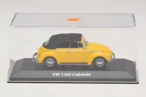Volkswagen 1302 Cabriolet Yellow Maxichamps 1:43 940055030 Diecast — photo 4 of 5