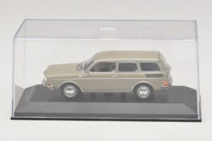 Volkswagen 411 LE Variant Savanna Beige Minichamps 1:43 400051114 Diecast — photo 4 of 5