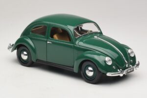 Volkswagen Beetle Green Maisto 1:18 32820 Diecast — photo 6 of 8