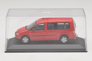 Volkswagen Caddy 2K Bus Red Minichamps 1:43 CADDY009 Diecast — photo 4 of 5