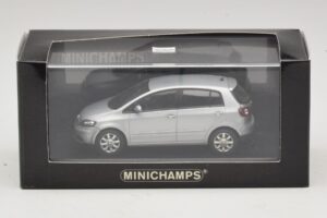 Volkswagen Golf Plus Mk5 Silver Replacement Box Minichamps 1:43 400054370-R1 Diecast — photo 5 of 5