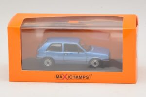 Volkswagen Golf GTI Mk2 Blue Metallic Maxichamps 1:43 940054120 Diecast — photo 5 of 5