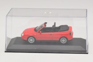 Volkswagen Golf Mk4 Cabriolet Red Dealer Edition Minichamps 1:43 GOLF006 Diecast — photo 4 of 5