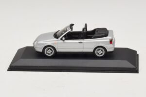 Volkswagen Golf Mk4 Cabriolet Silver Dealer Edition Minichamps 1:43 GOLF004 Diecast