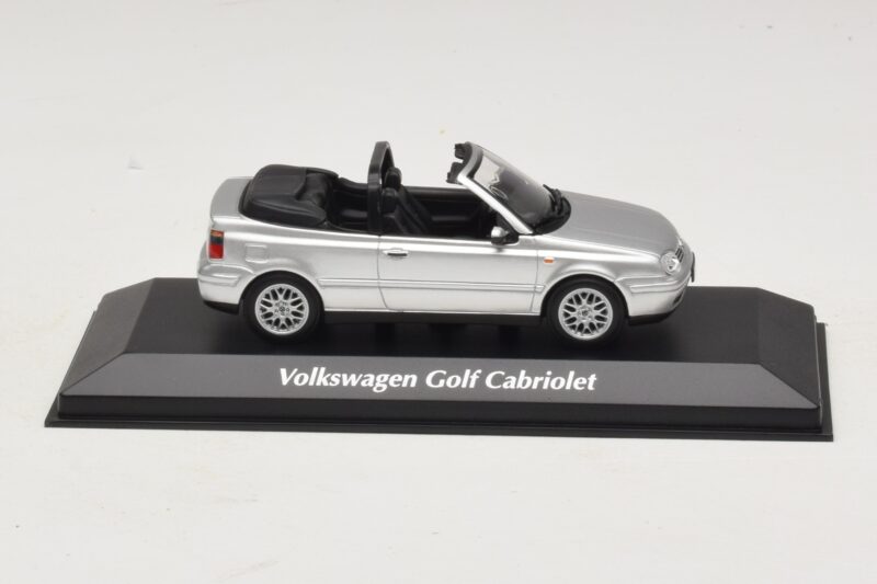 Volkswagen Golf Mk4 Cabriolet Silver Maxichamps 1:43 940058331 Diecast