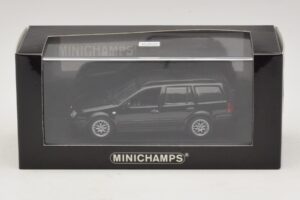 Volkswagen Golf Mk4 Variant Sport Highline BBS Edition Black Replacement Box Minichamps 1:43 GOLF008-R1 Diecast — photo 5 of 5