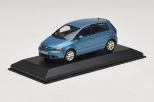 Volkswagen Golf Plus Mk5 Blue Metallic Replacement Box Minichamps 1:43 GOLF02-R1 Diecast — photo 2 of 5