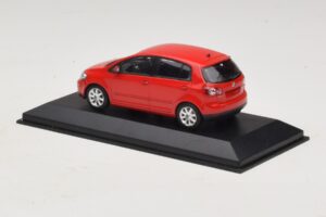 Volkswagen Golf Plus Mk5 Tornado Red Replacement Box Minichamps 1:43 821911110-R1 Diecast — photo 3 of 5